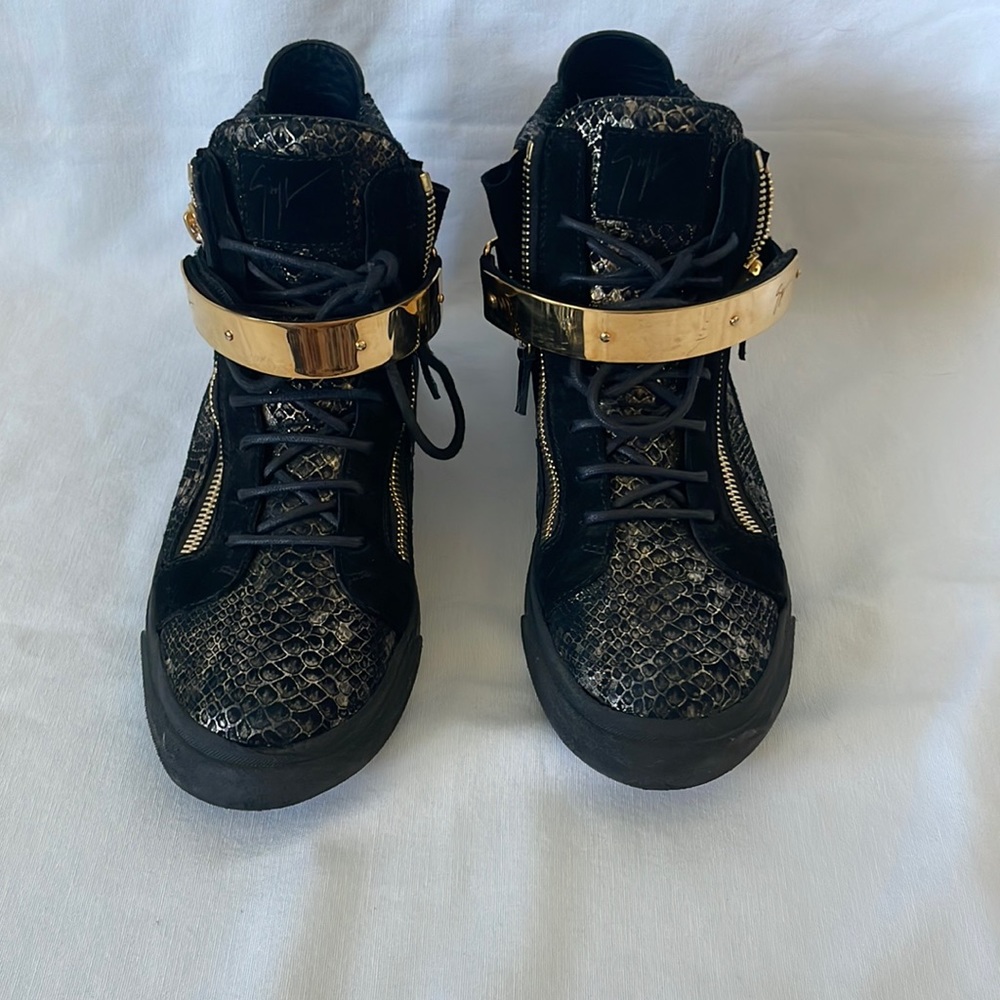 Giuseppe Zanotti High Top Sneakers